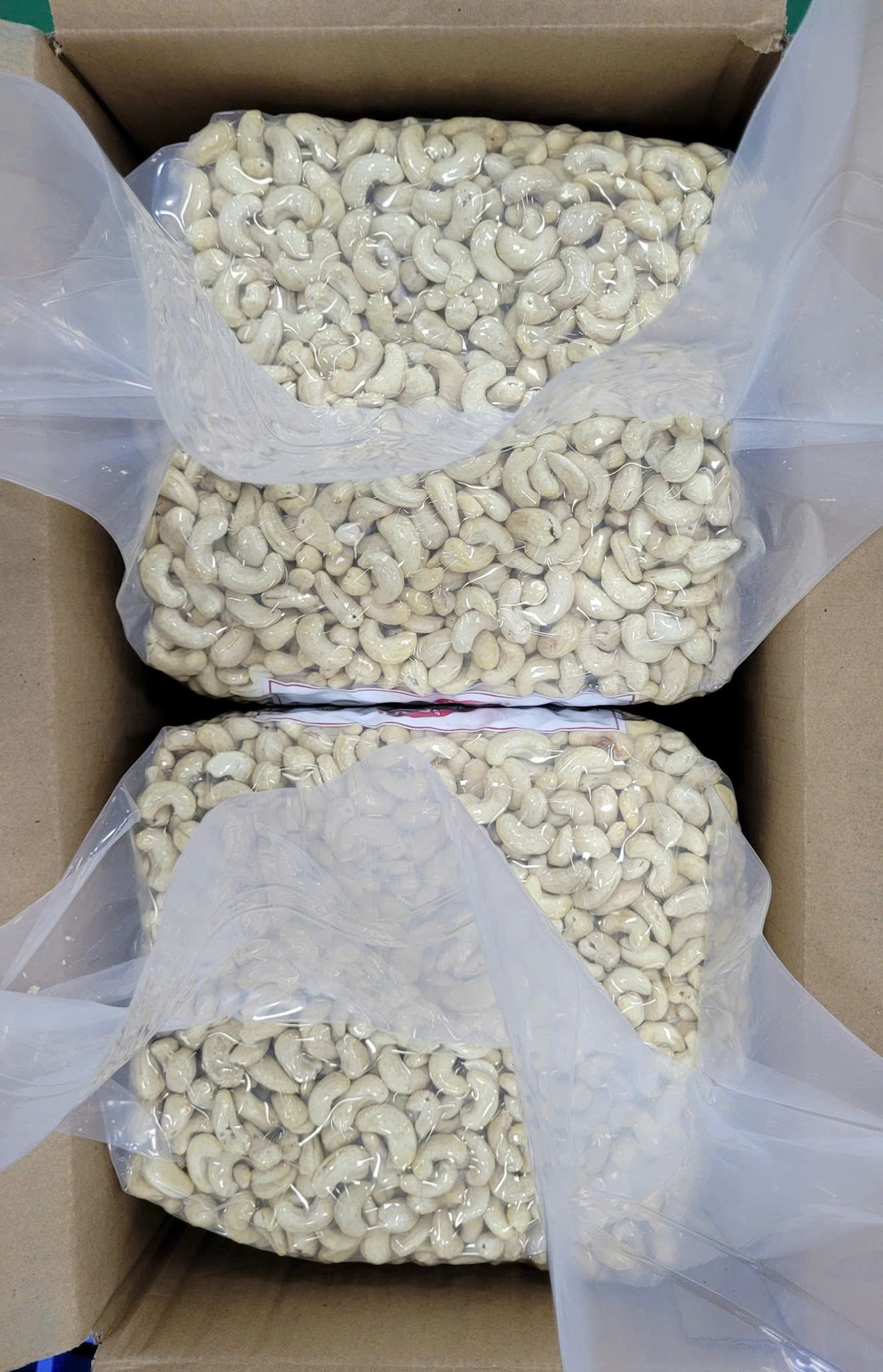 1- PACKING IN VACUUM BAG 2X10KG 20KG PER CARTON